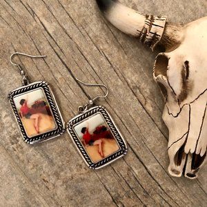 Go West young cowgals! Wild West Earrings!